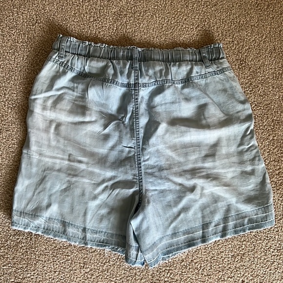 Dex Tencel Patch Pocket Short - Picture 8 of 8